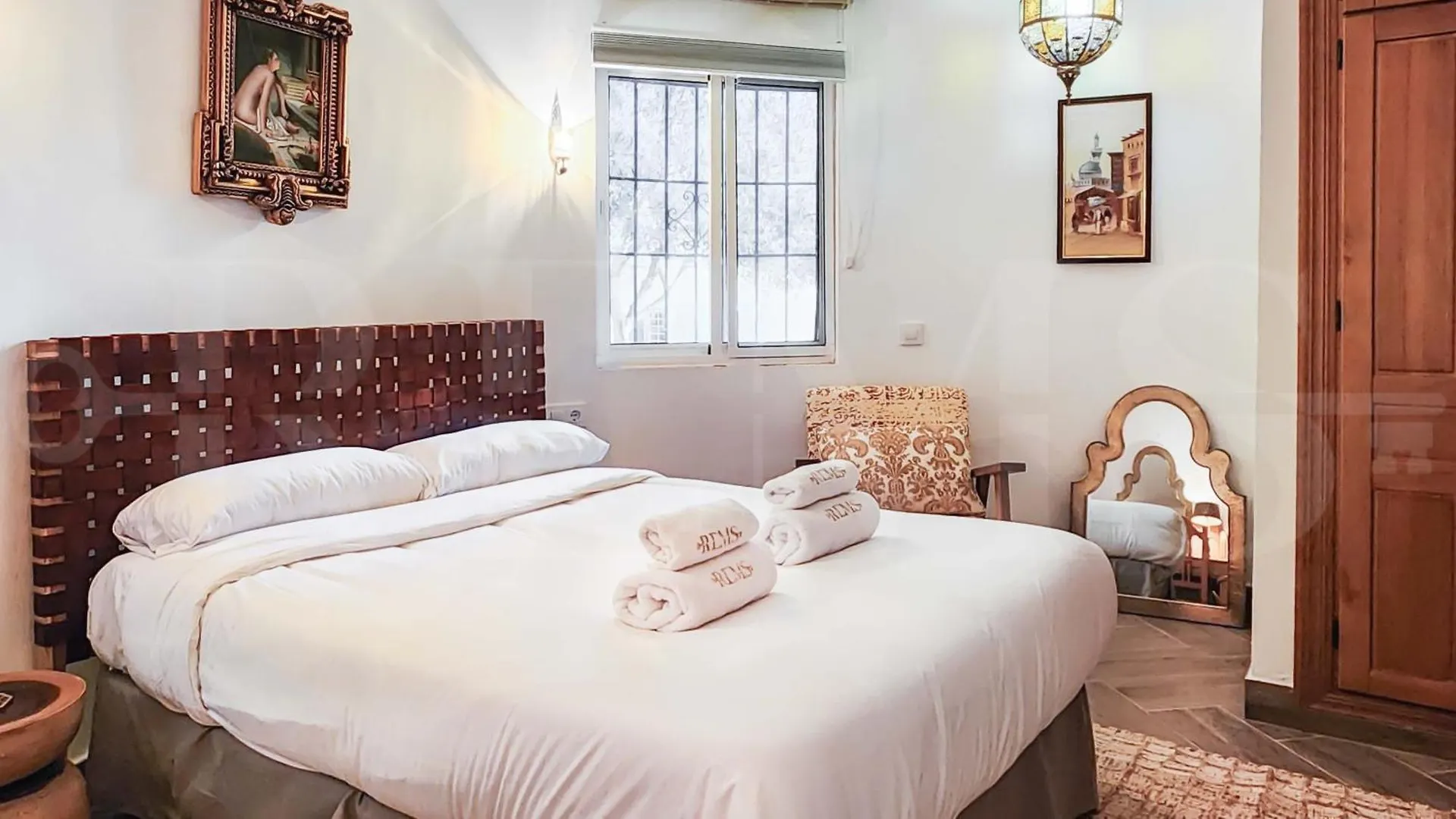 Spacious And Authentic Home With Pool & Garden By Rems Benalmadena Holiday home